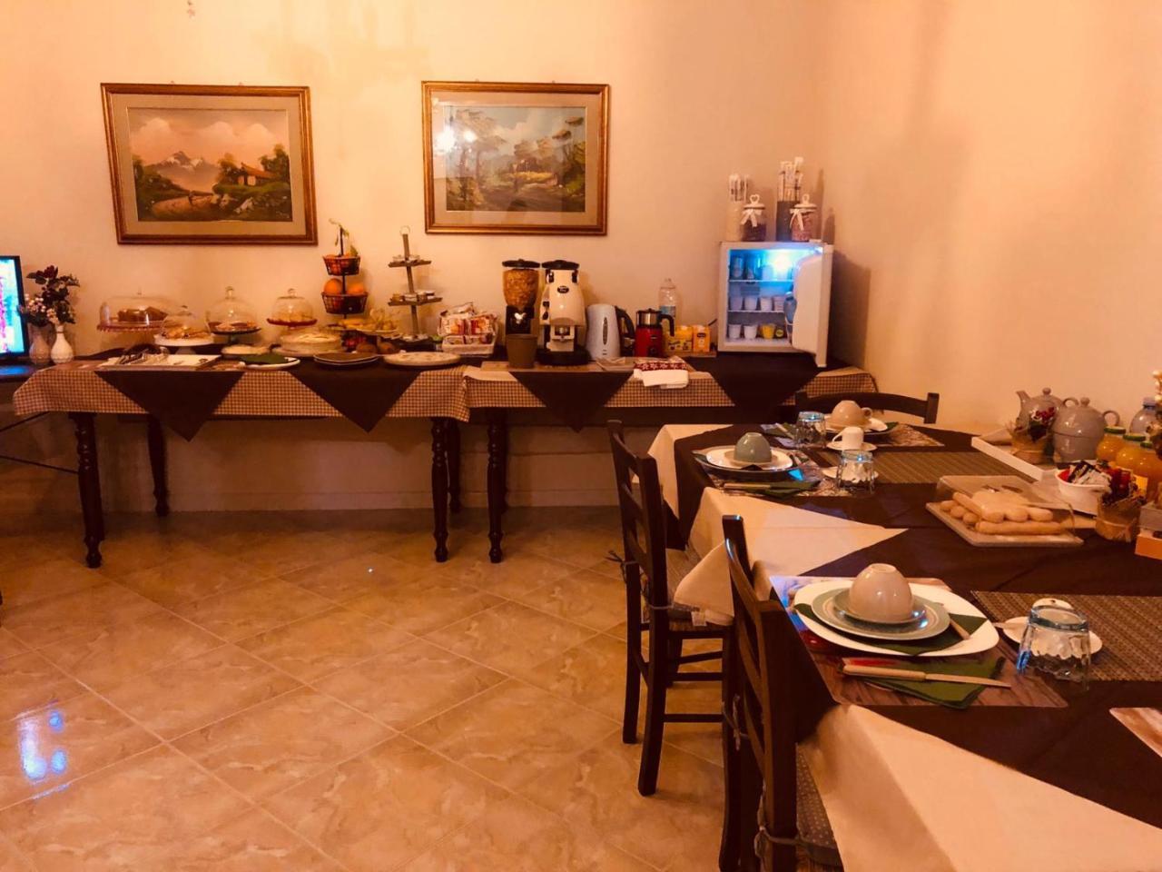 Locanda 130 Fonni Bagian luar foto