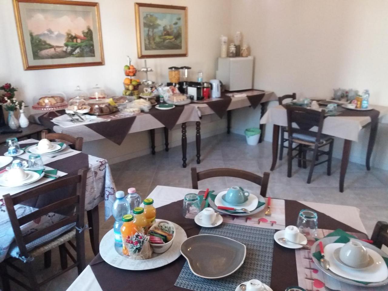 Locanda 130 Fonni Bagian luar foto